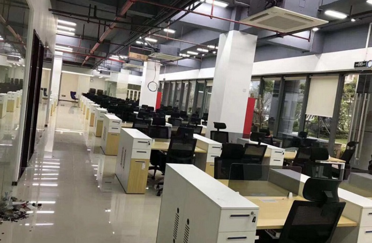 �ͻ�����