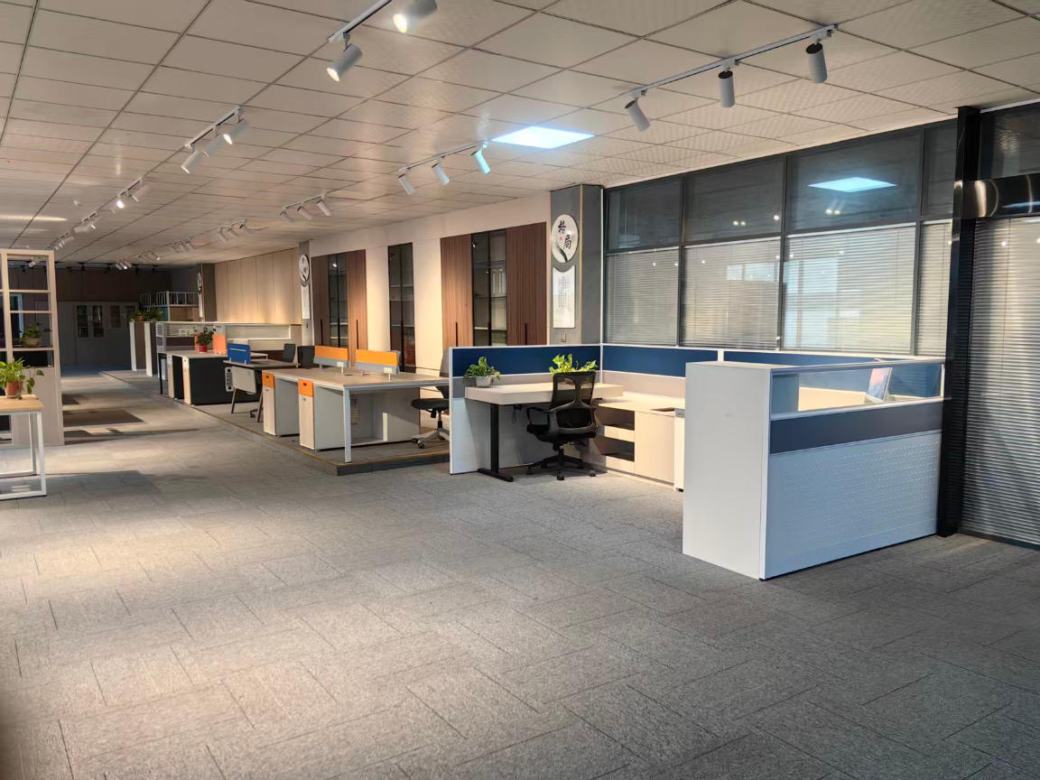 �ߵ��칫�Ҿ�Ʒ�ƶ�ӵ����Щ������?